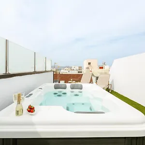 Luxury Penthouse With Jacuzzi La Strada , Las Palmas de Gran Canaria España
